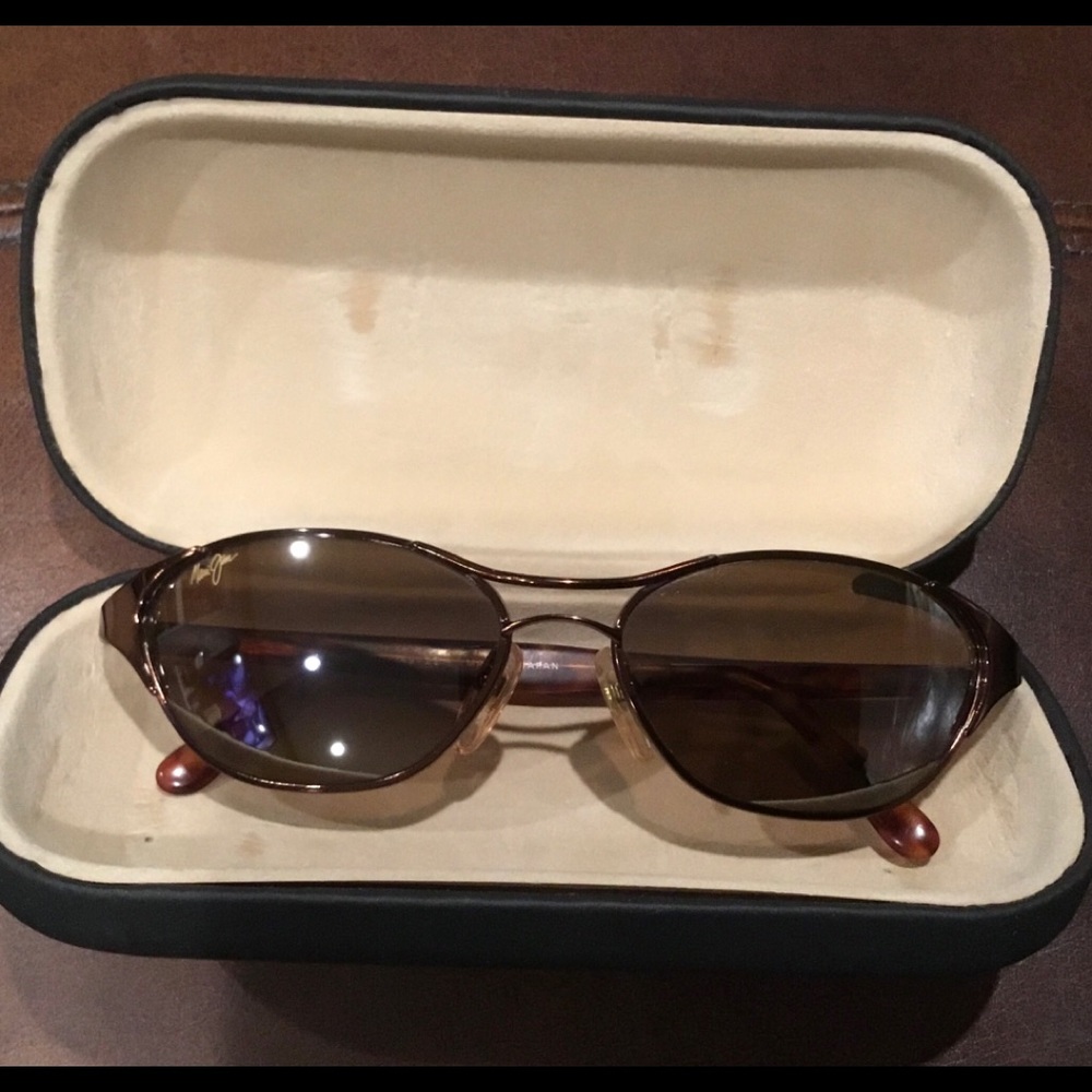 Vintage Maui Jim “Outrigger” Tortoise  MJ 149-23